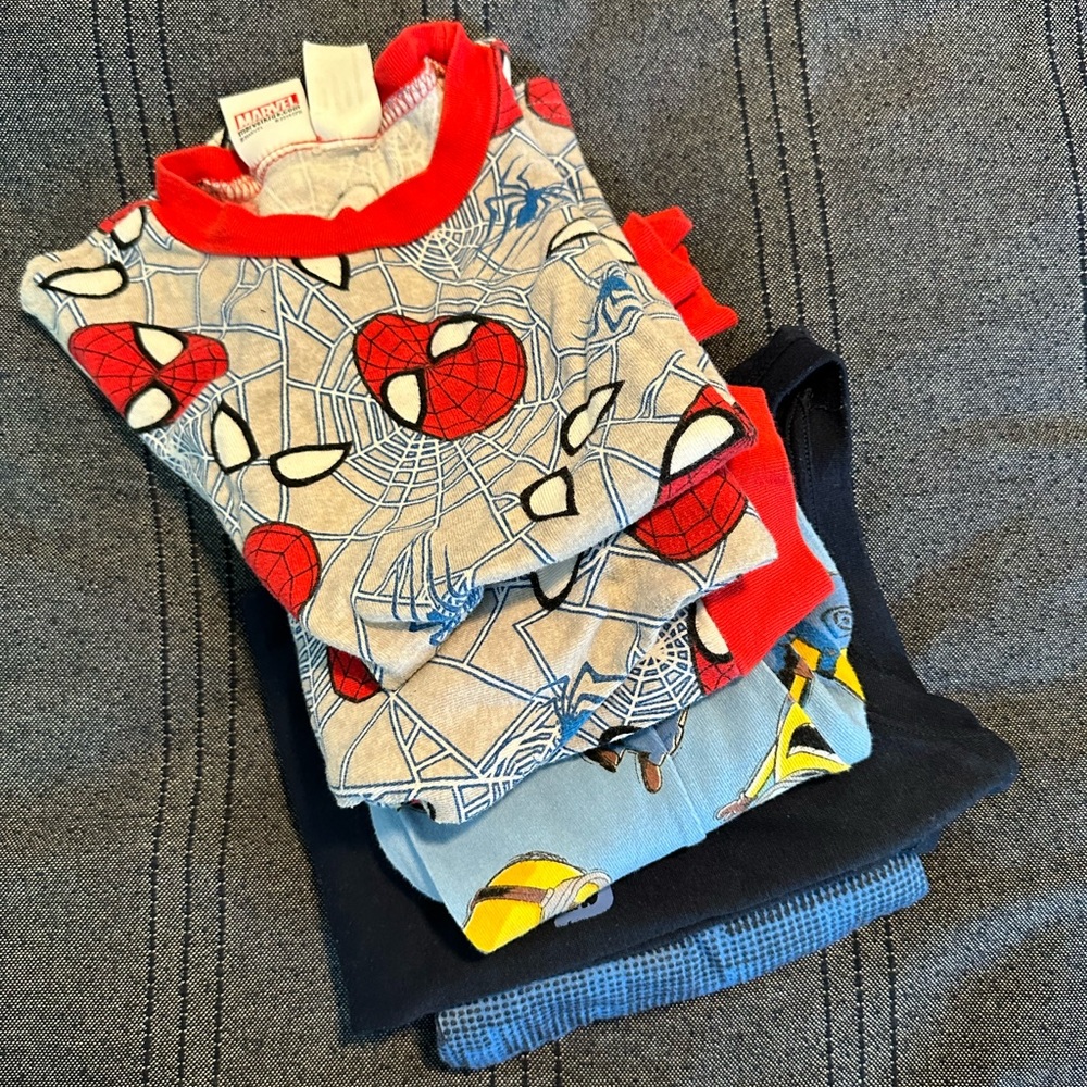 Boys Themed Pajamas, Marvel Spider-Man, Minions, Calvin Klein size 10